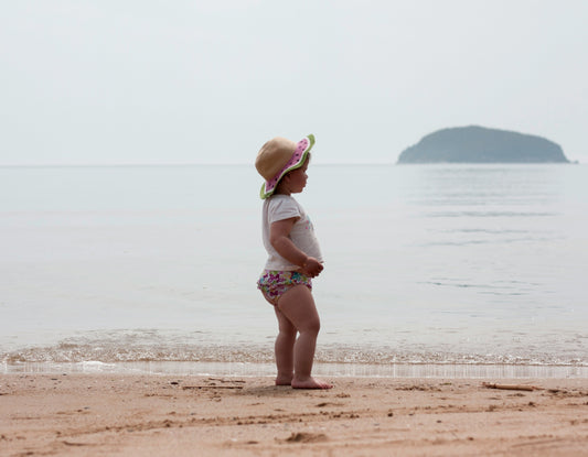 Leto u znaku slobode: Zašto je barefoot obuća najbolji izbor za vaše dete?