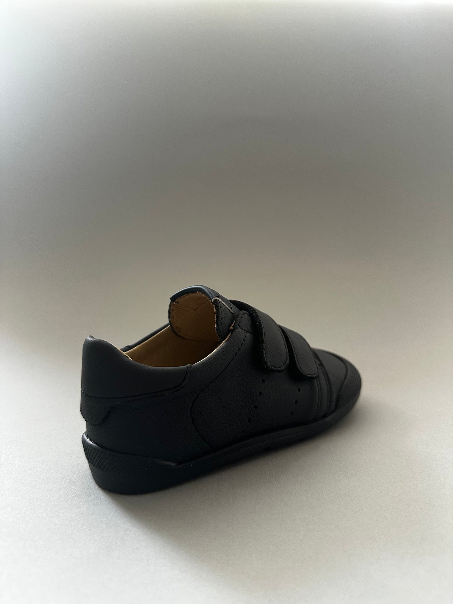 Paris barefoot kožne patike